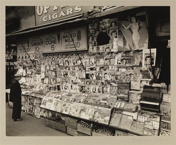 A newsstand on the southwest corner of 32nd Street and Third Avenue.